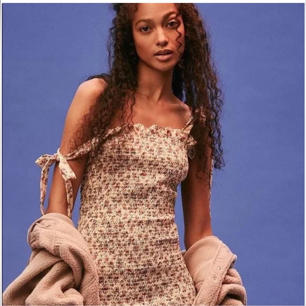 💛 NWT Free People Bella Smocked Mini Dress 💛